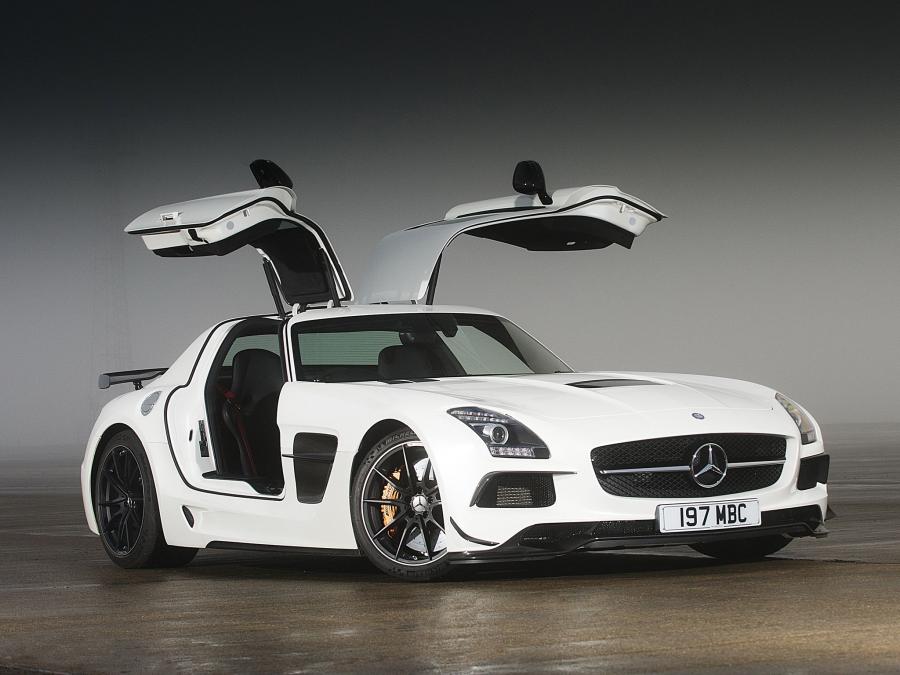  Mercedes-Benz SLS AMG Black Series 2013 года  (UK) (фото 2 из 16)
